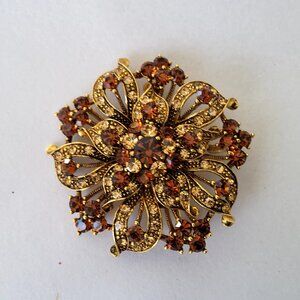 Vintage Brooch with Rhinestones